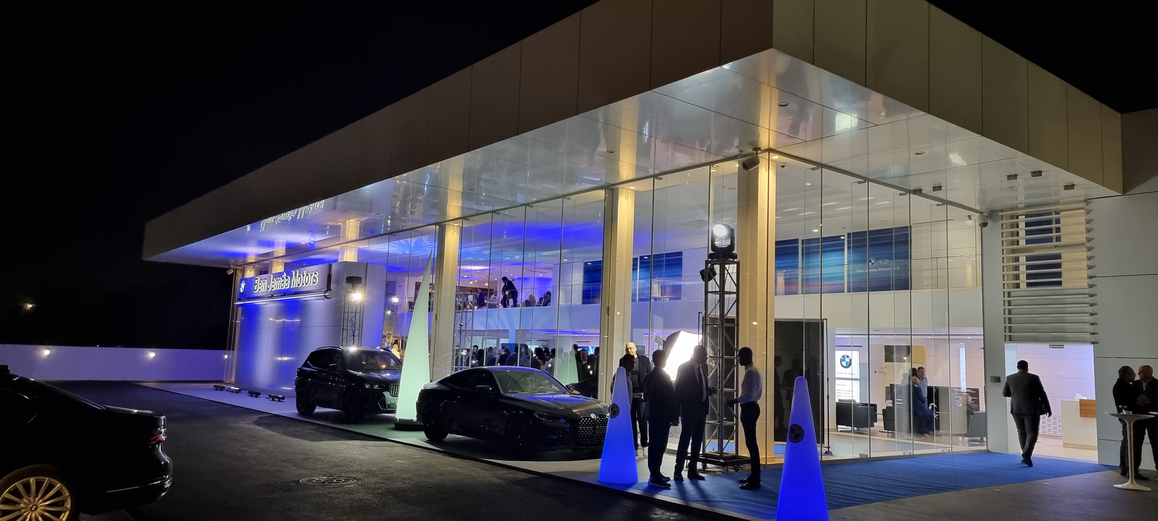 SHOW ROOM BMW - MINI